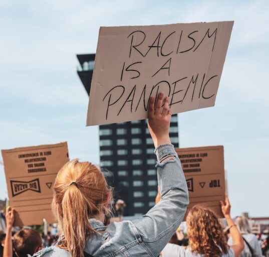Photo The Real Impact of Trump’s “Anti-White Racism” Rhetoric on American Society